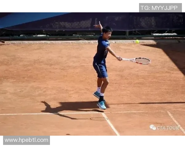 网球运动的历史演变与技术革新：从草地到硬地场的全球竞技之路